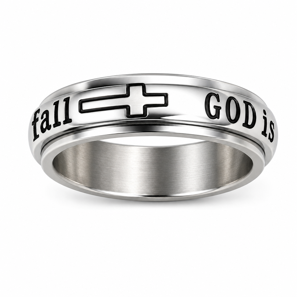 📢📢50% RABATT !! ⏰Silvrig spinnerring i titanstål med graveringen God Is Within Her She Will Not Fall