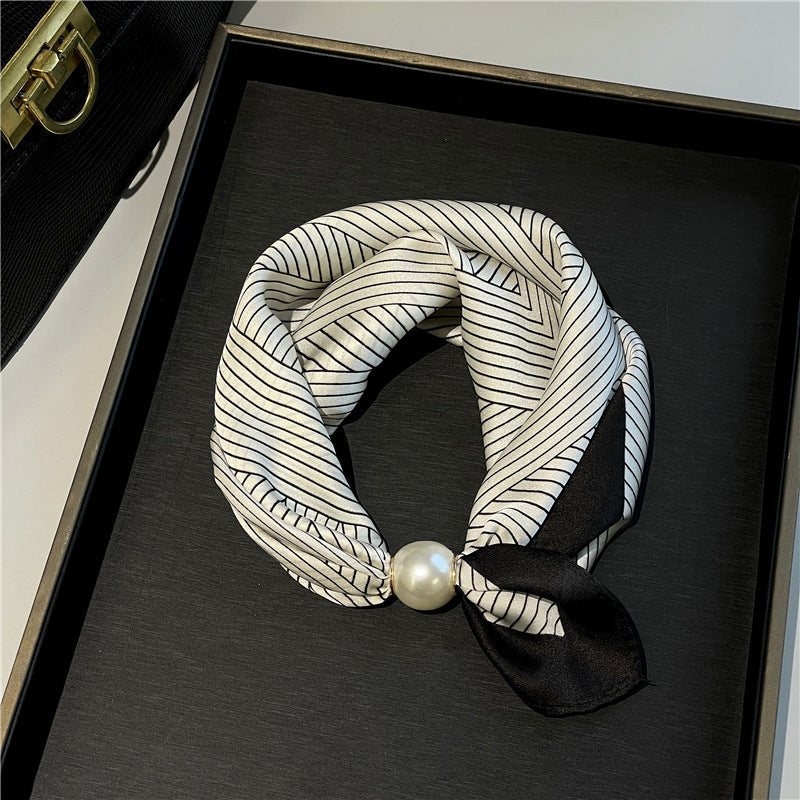 🧣 Oansträngd glamour: Påsnäppbar pärlhalsbandsscarf ✨