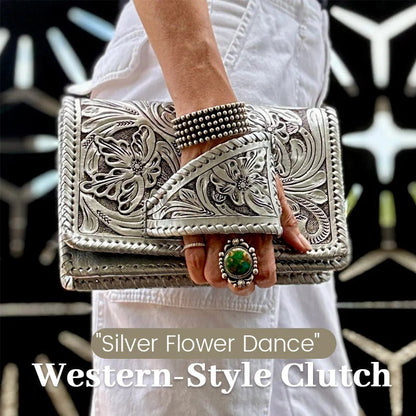 Kuvertväska i västerländsk stil med "Silver Flower Dance"