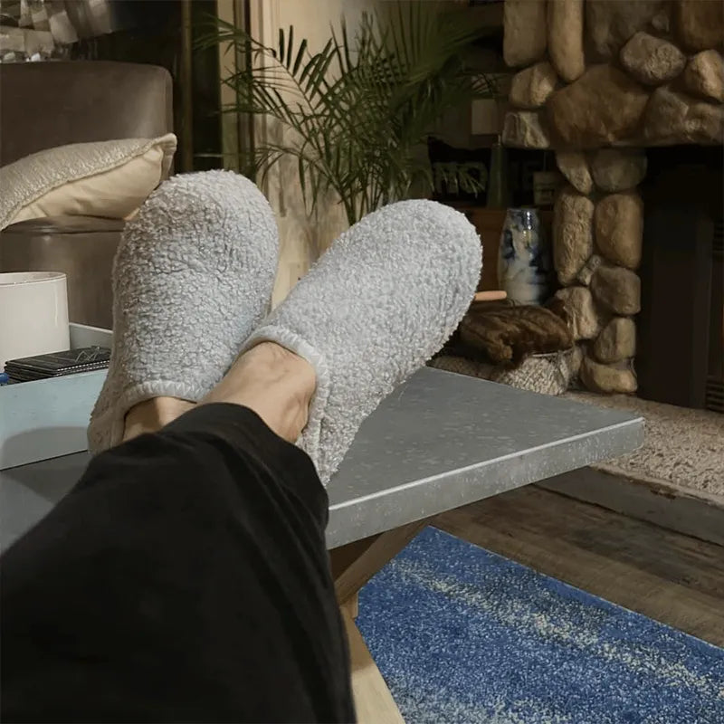 🏡 Husskor – Slip-on-tofflor för inomhusbruk