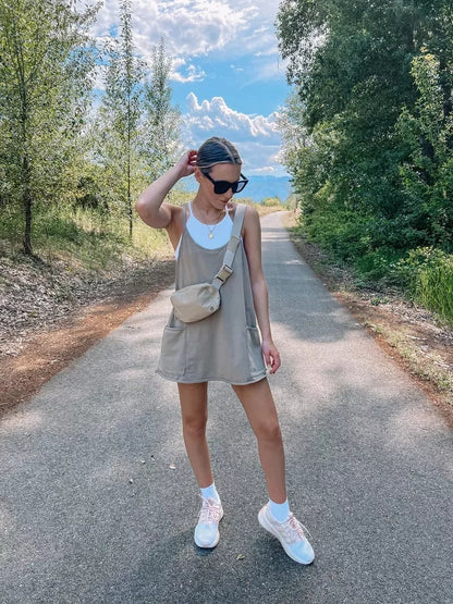 🔥Sista dagen specialförsäljning 49% OFF💃Casual Ärmlös miniklänning med inbyggda shorts