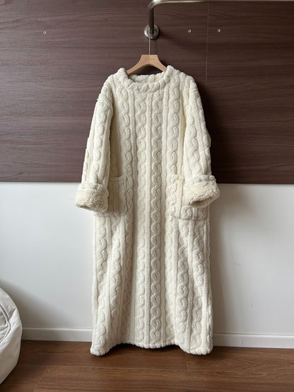 💟En varm present🎀Vinterkläder i korallrosa sammet🔥