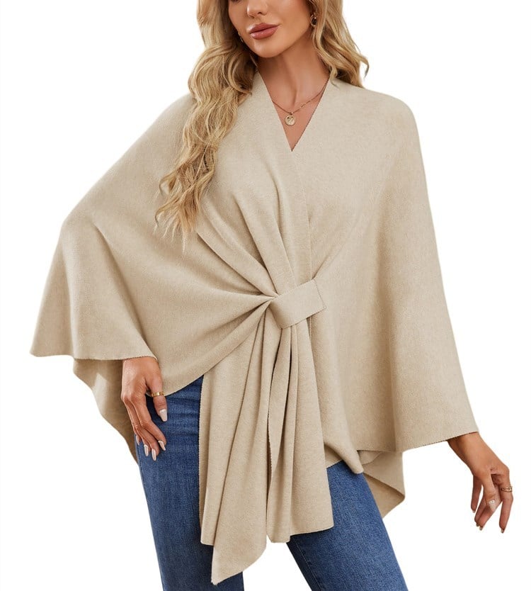 Elegant sjalomslagströja med öppen front och poncho