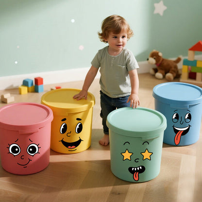 4 ark med roliga klistermärken med smiley
