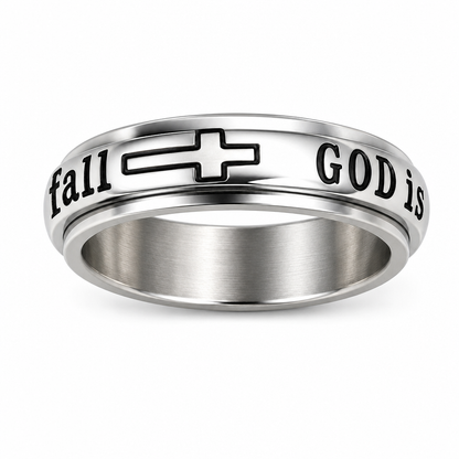 📢📢50% RABATT !! ⏰Silvrig spinnerring i titanstål med graveringen God Is Within Her She Will Not Fall